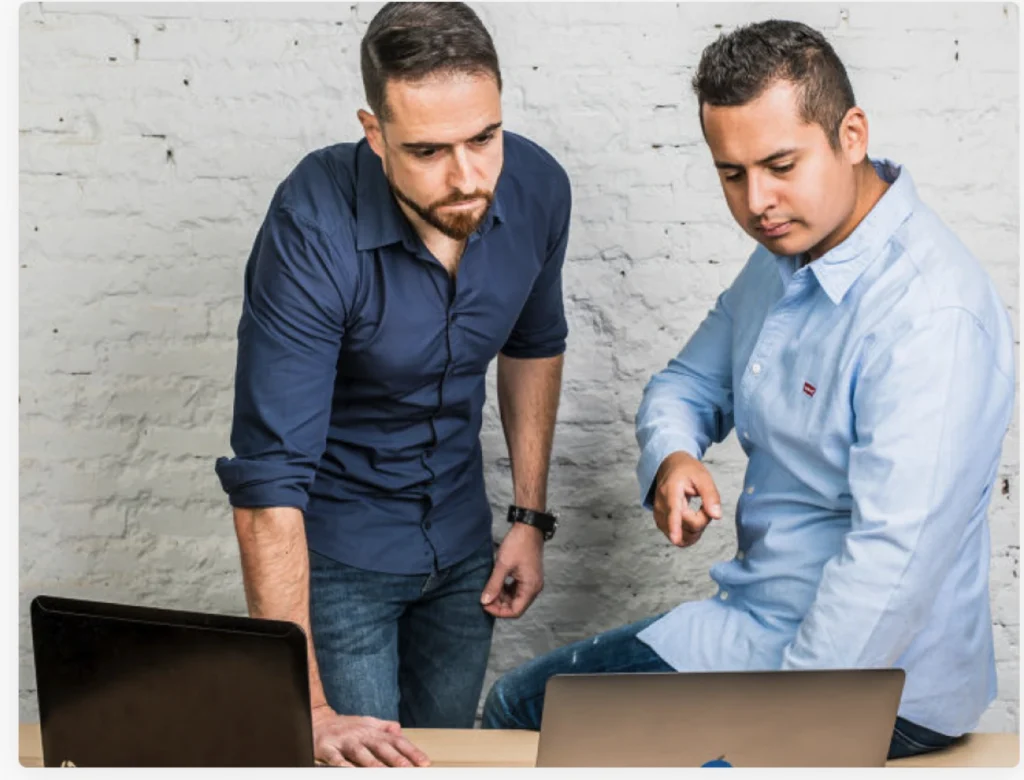 Gabriel Aylagas y Dean Romero fundadores de Dinorank